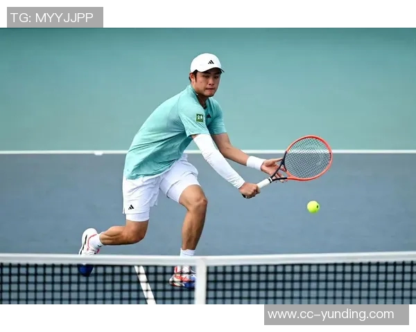 网球明星吴易昺现场助阵浙江队对决泰山队分享赵博精彩扑点瞬间